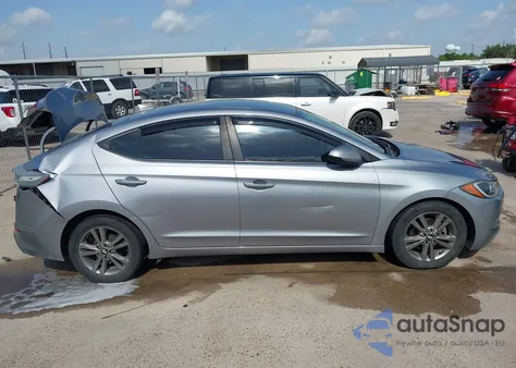 2017 Hyundai Elantra Se z USA, uszkodzony, nr VIN 5NPD84LF5HH099348